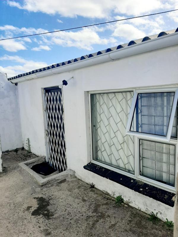 2 Bedroom Property for Sale in Mdantsane Nu 10 Eastern Cape